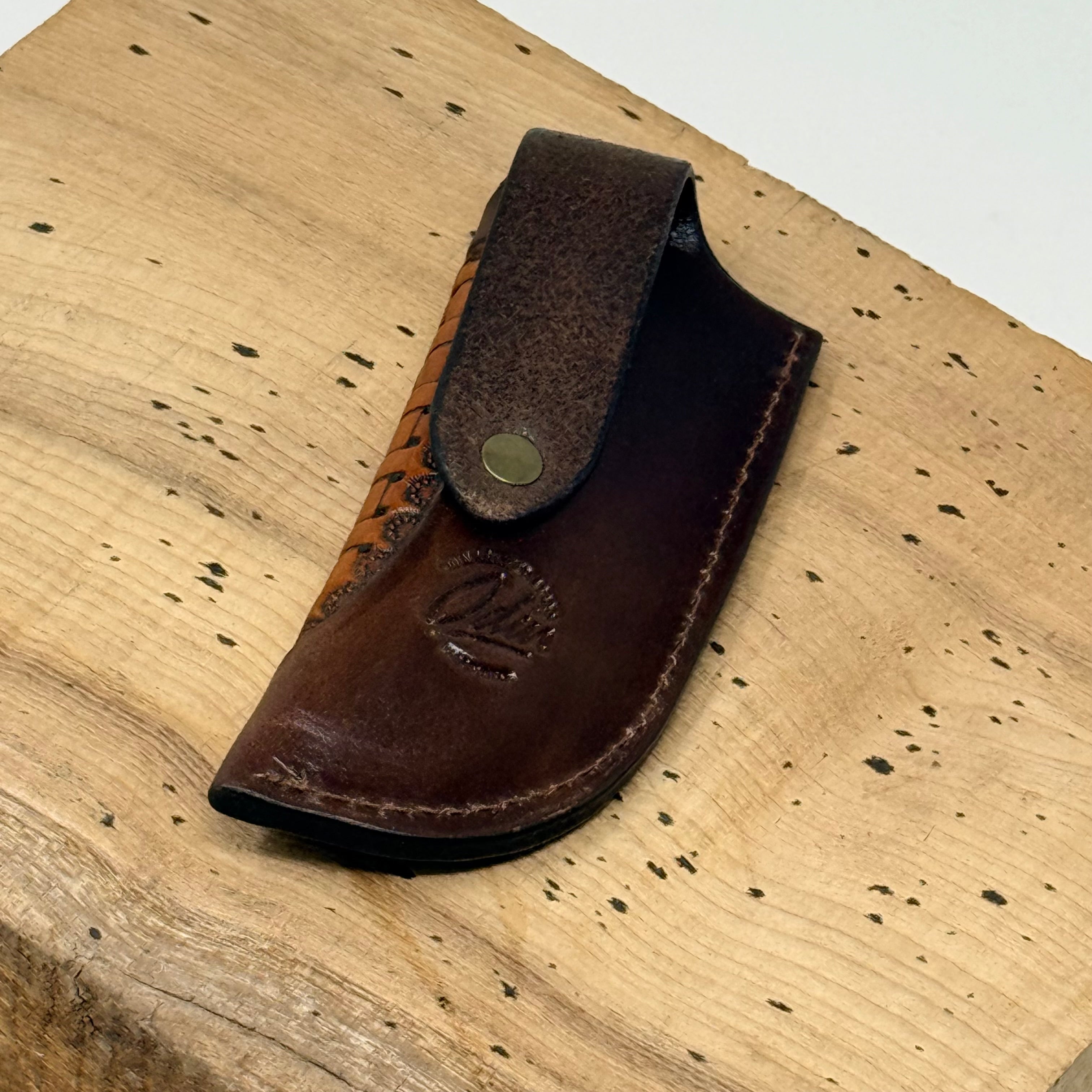 Tooled Buck Knife Sheath – Western Lattice / 003