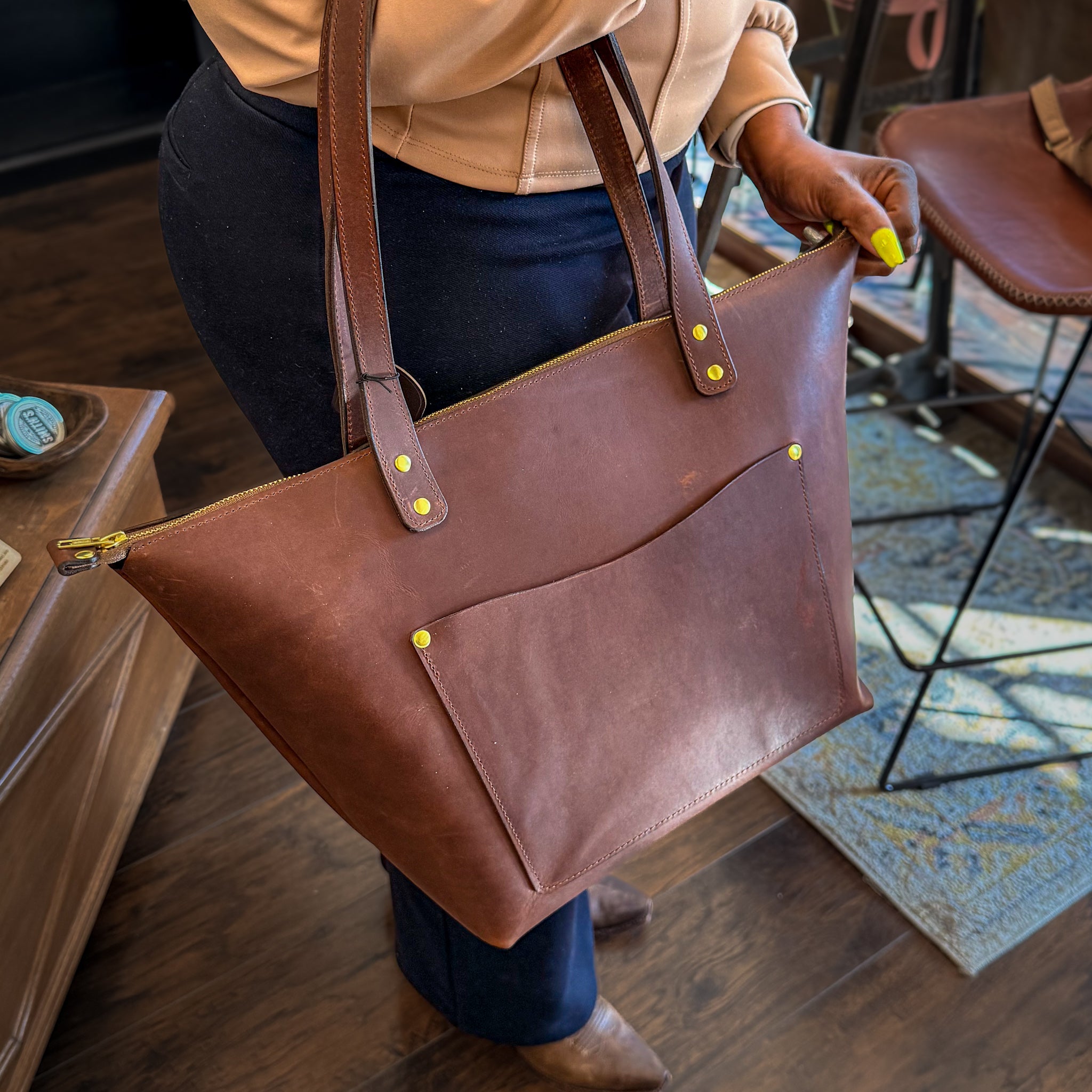 Larissa Tote - Salero