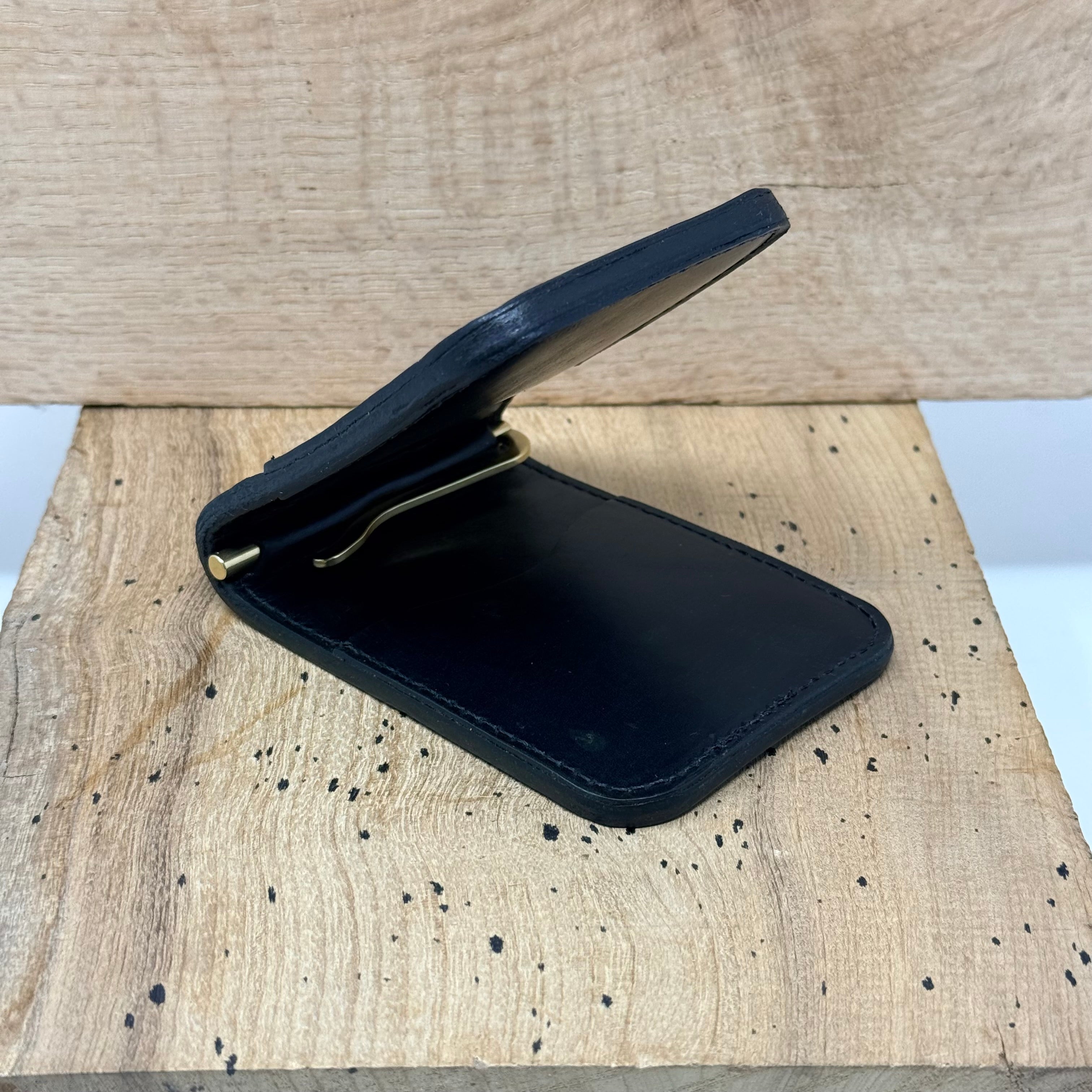 Rancher’s Wallet – Gold Dust Basket Stamp / 0101