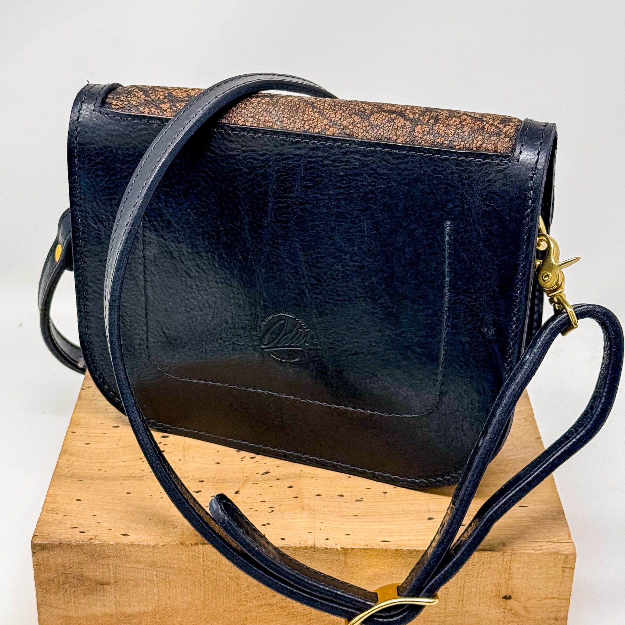 Bailey Purse w/ Wildebeest Inlay