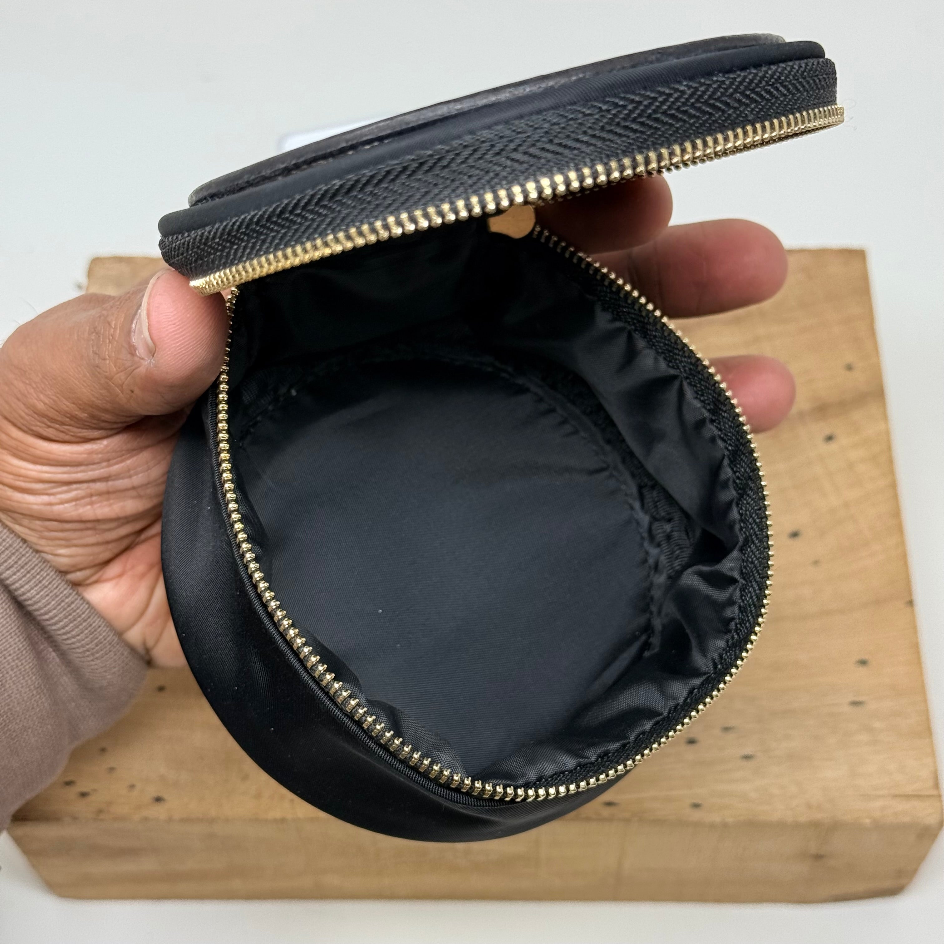 Tooled Jewelry Pouch – 0201