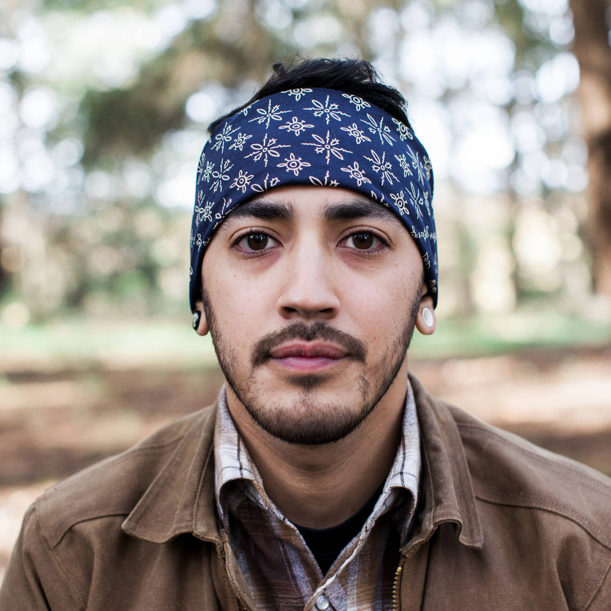 Winslow Classic Navy Bandana (22-Inch / Cotton)