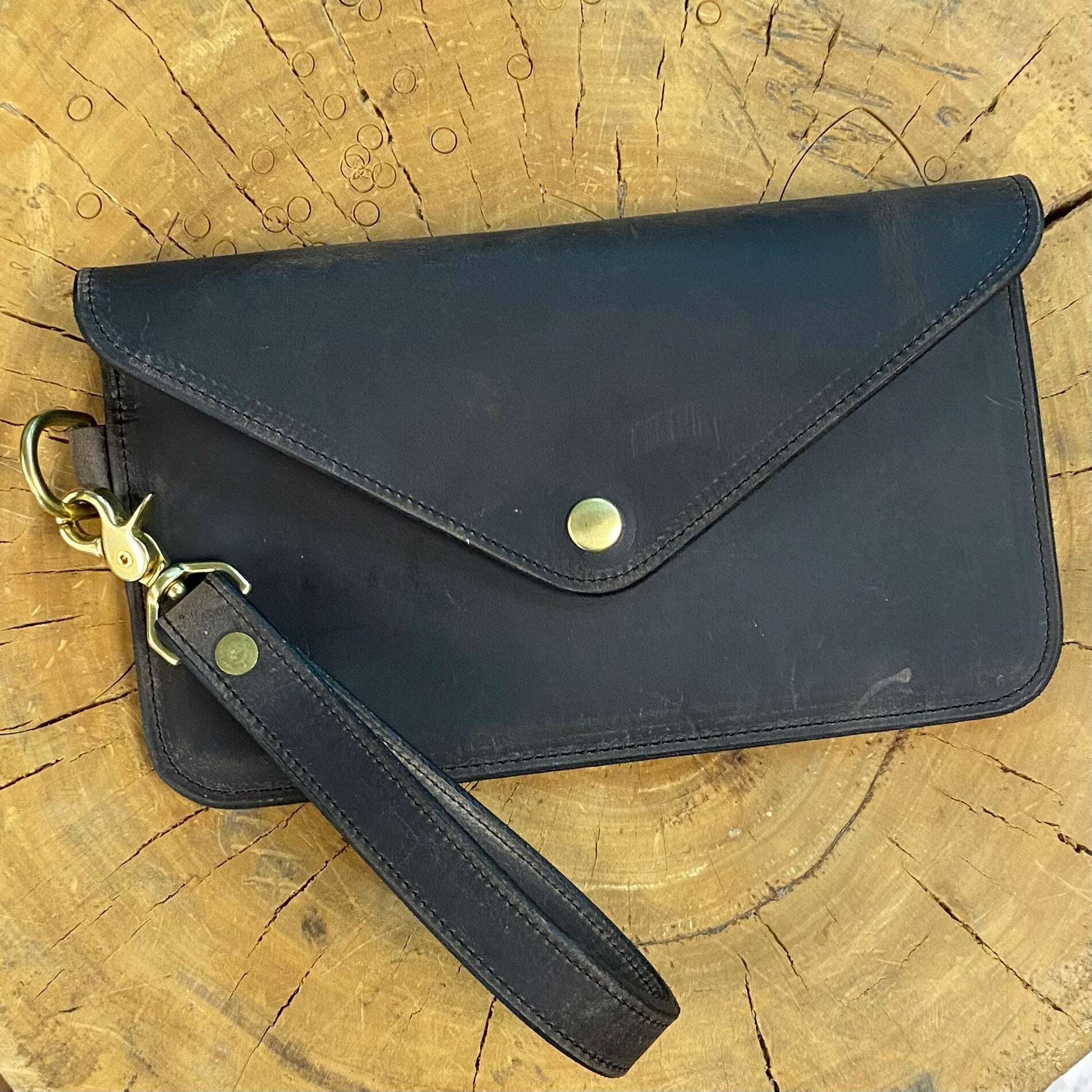 Elle Clutch w/ Wristlet