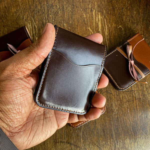 James Bi-Fold Card Wallet w/ Cash Clip