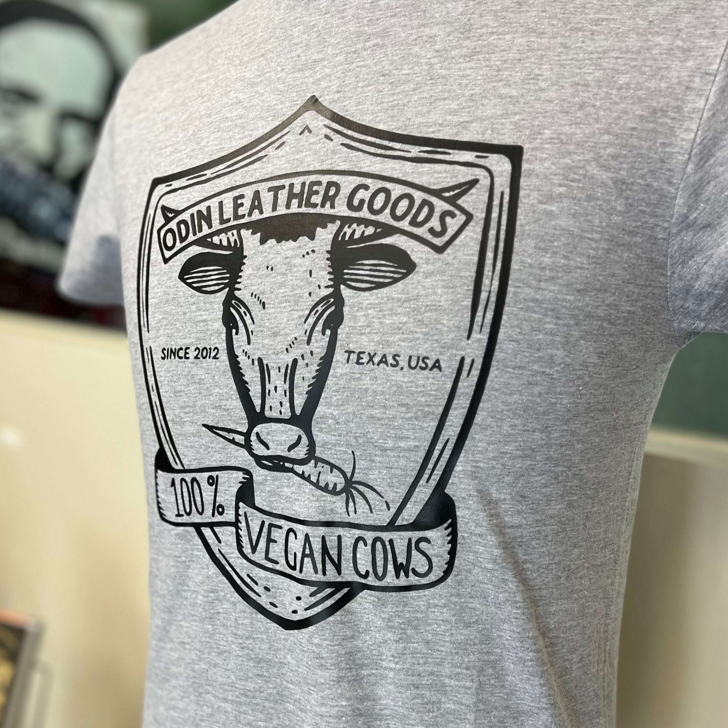 T-Shirt: 100% Vegan Cows