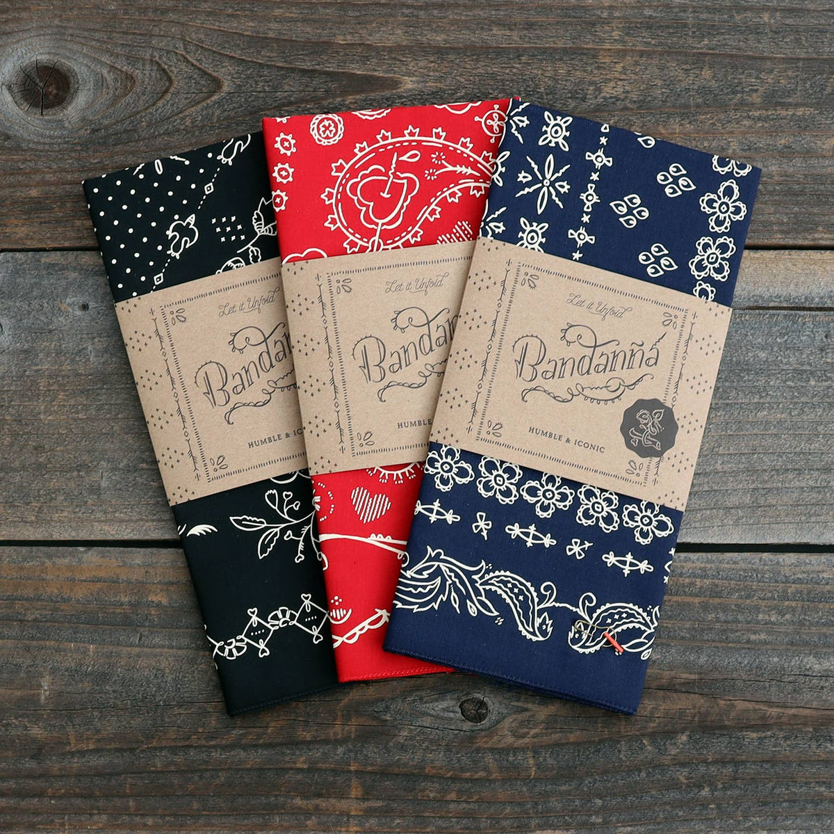 Winslow Classic Navy Bandana (22-Inch / Cotton)