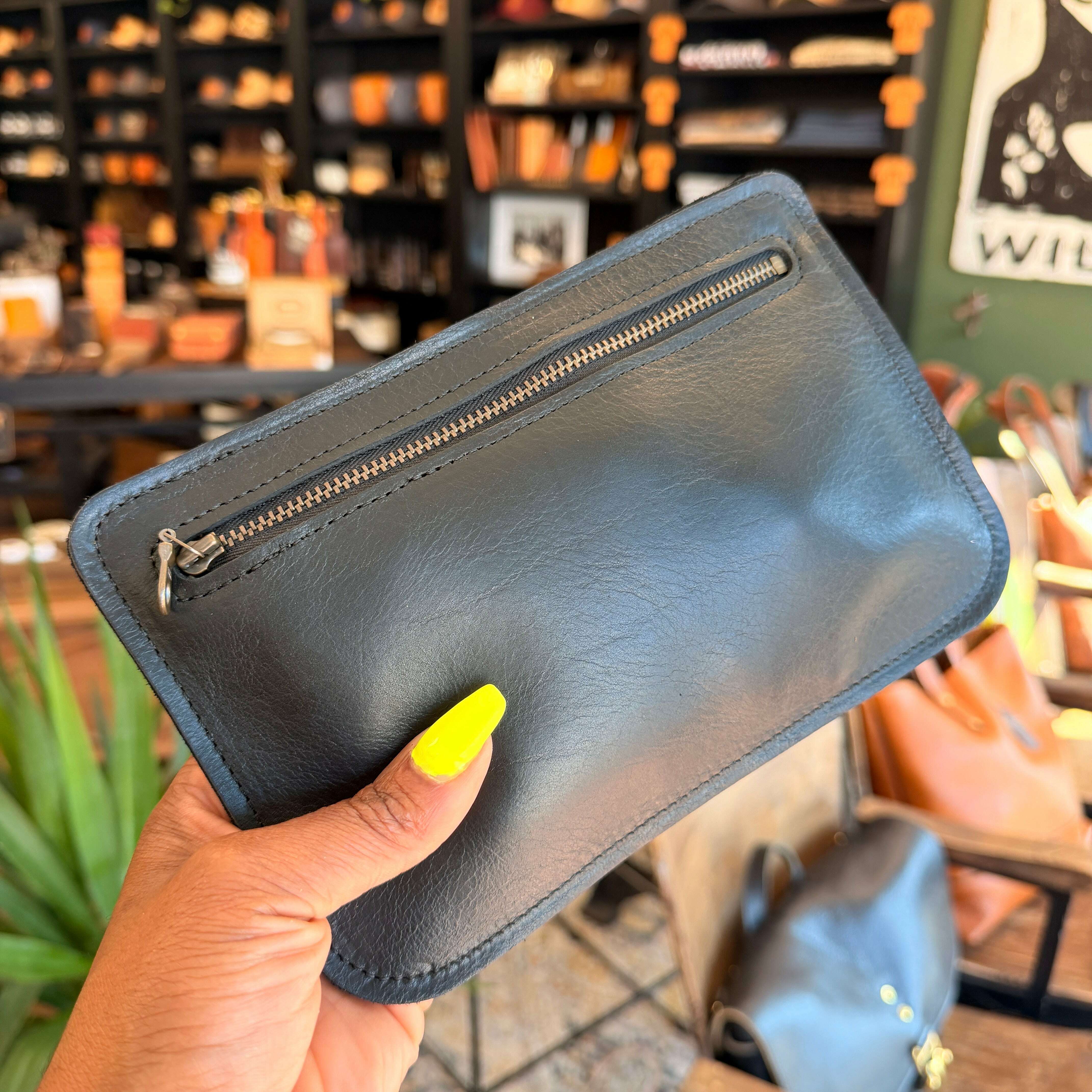Zipper Bag - King Ranch / Black King Ranch (ALR / CT) / Large Pouch: 10.5" x 7": Bag. Odin Leather Goods available at Odin Leather Goods