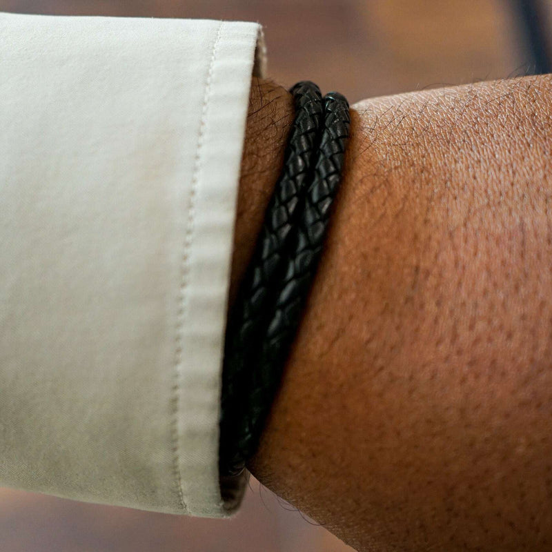Paparazzi Accessories: Every STITCH Way - Black Leather Bracelet – Jewels  N' Thingz Boutique
