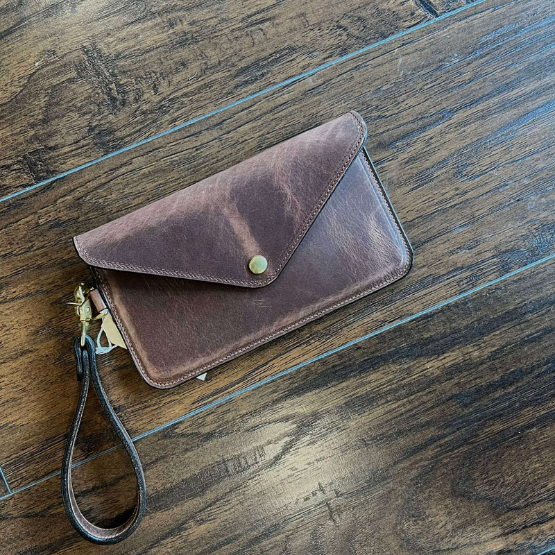 Elle Clutch – Odin Leather Goods