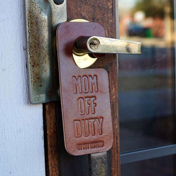 Door Hanger - Mom Off Duty