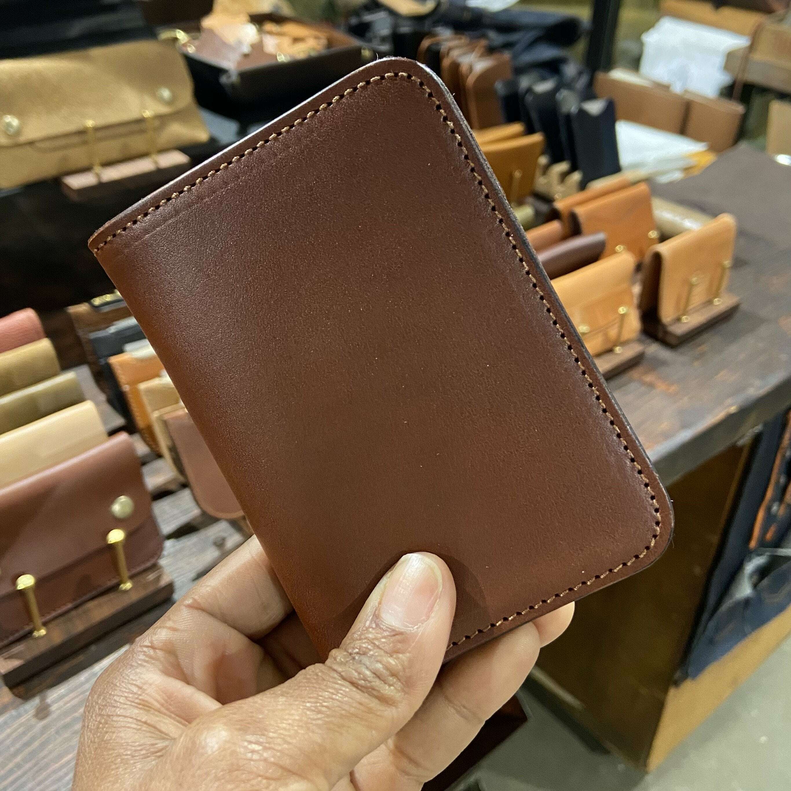 Laten Mid-Size Wallet